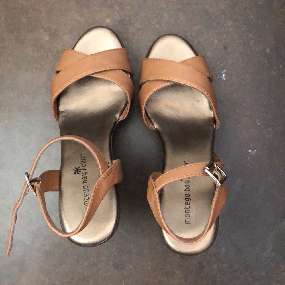 Heels - Picture 2 of 4